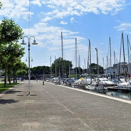 Apartment Port De Plaisance